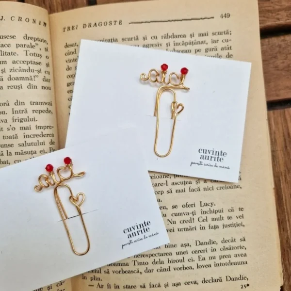 Semn de carte agrafă