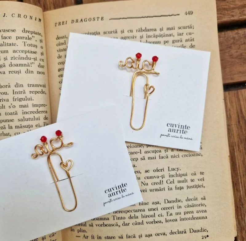 Semn de carte agrafă